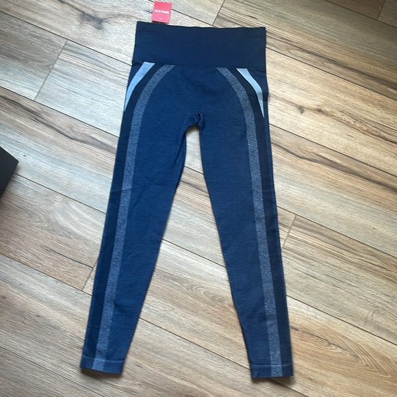 Spanx Active Seamless Track Stripe Leggings S/P - Picture 2 of 5